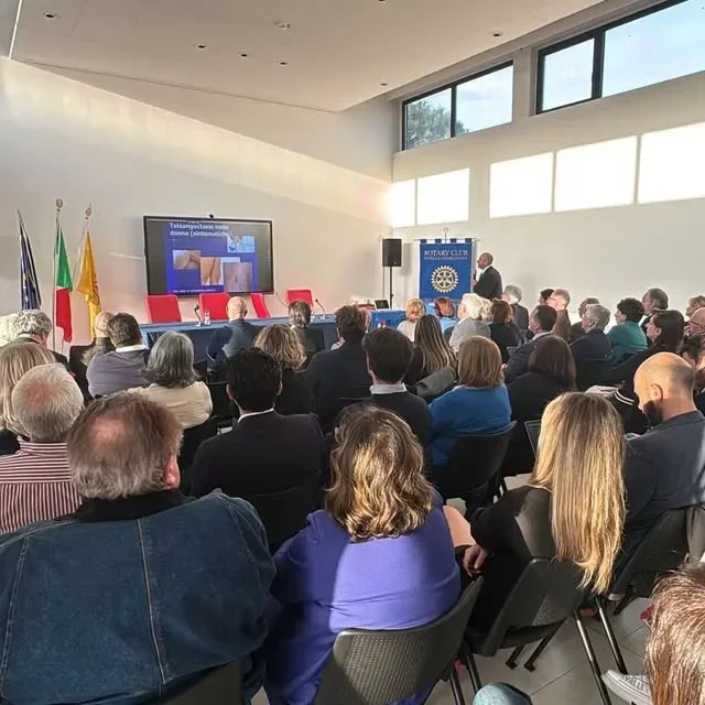 Un incontro con il pubblico, con una presentazione sulle teleangectasie