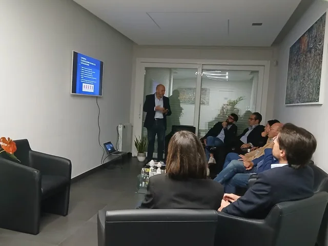 Una presentazione sul lipedema nella sala d'attesa dello studio